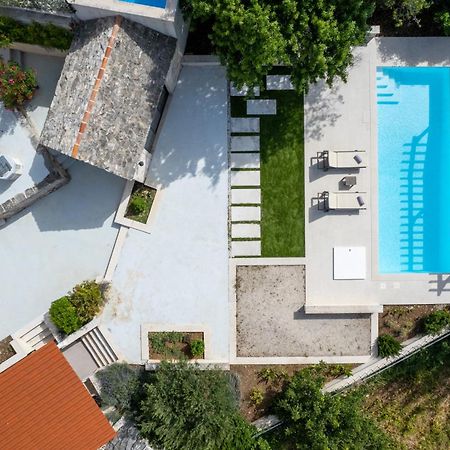 Villa Komelo Skrip Exterior photo
